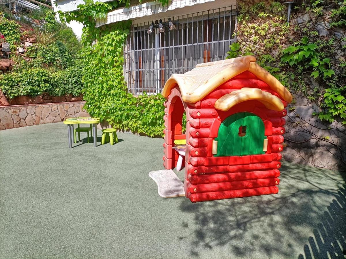 Casa Acogedora Familiar Con Piscina Pallejá Eksteriør billede