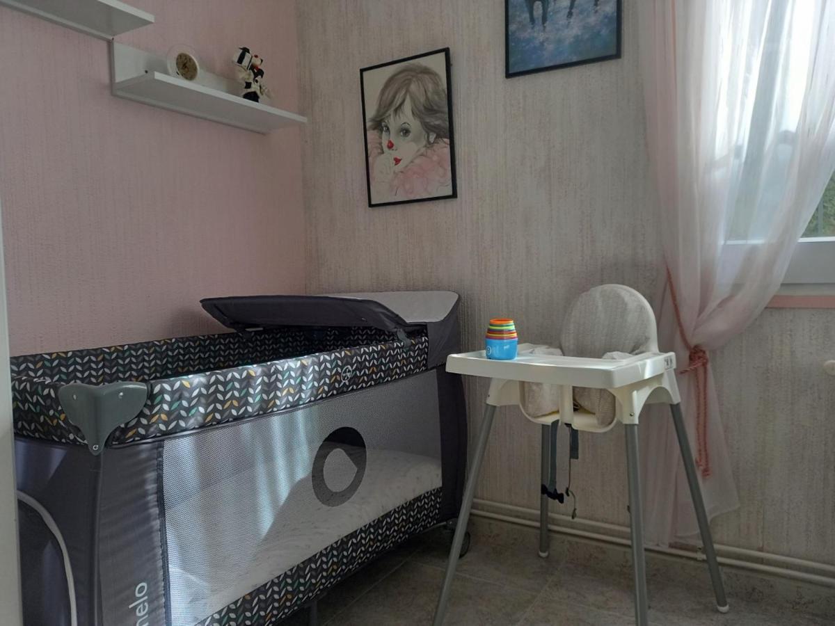 Casa Acogedora Familiar Con Piscina Pallejá Eksteriør billede